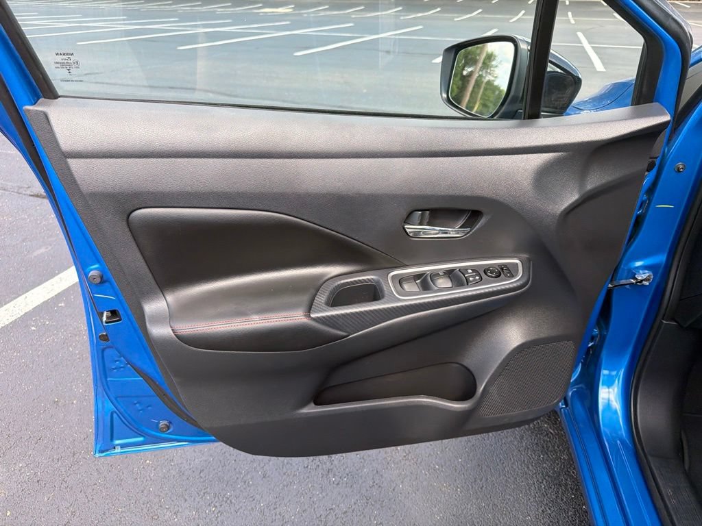 Used 2023 Nissan Versa SR w/ Trunk Package FWD image 17
