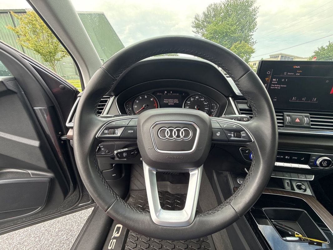 Used 2024 Audi Q5 2.0T Premium AWD/4WD image 18