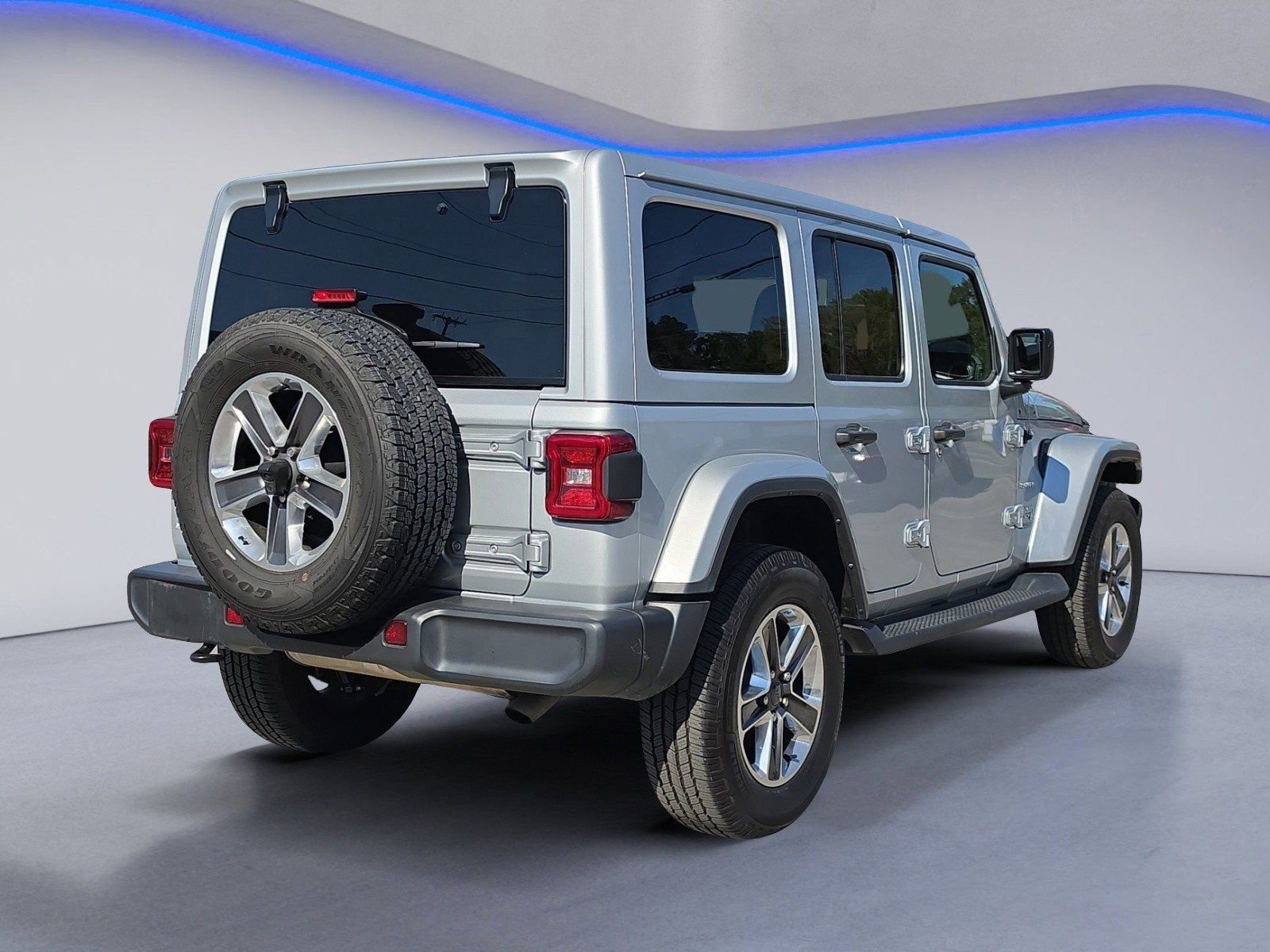 Used 2022 Jeep Wrangler Unlimited Sahara w/ LED Lighting Group image 6