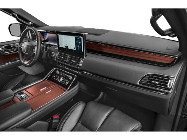 Certified 2024 Lincoln Navigator Premiere AWD/4WD image 15