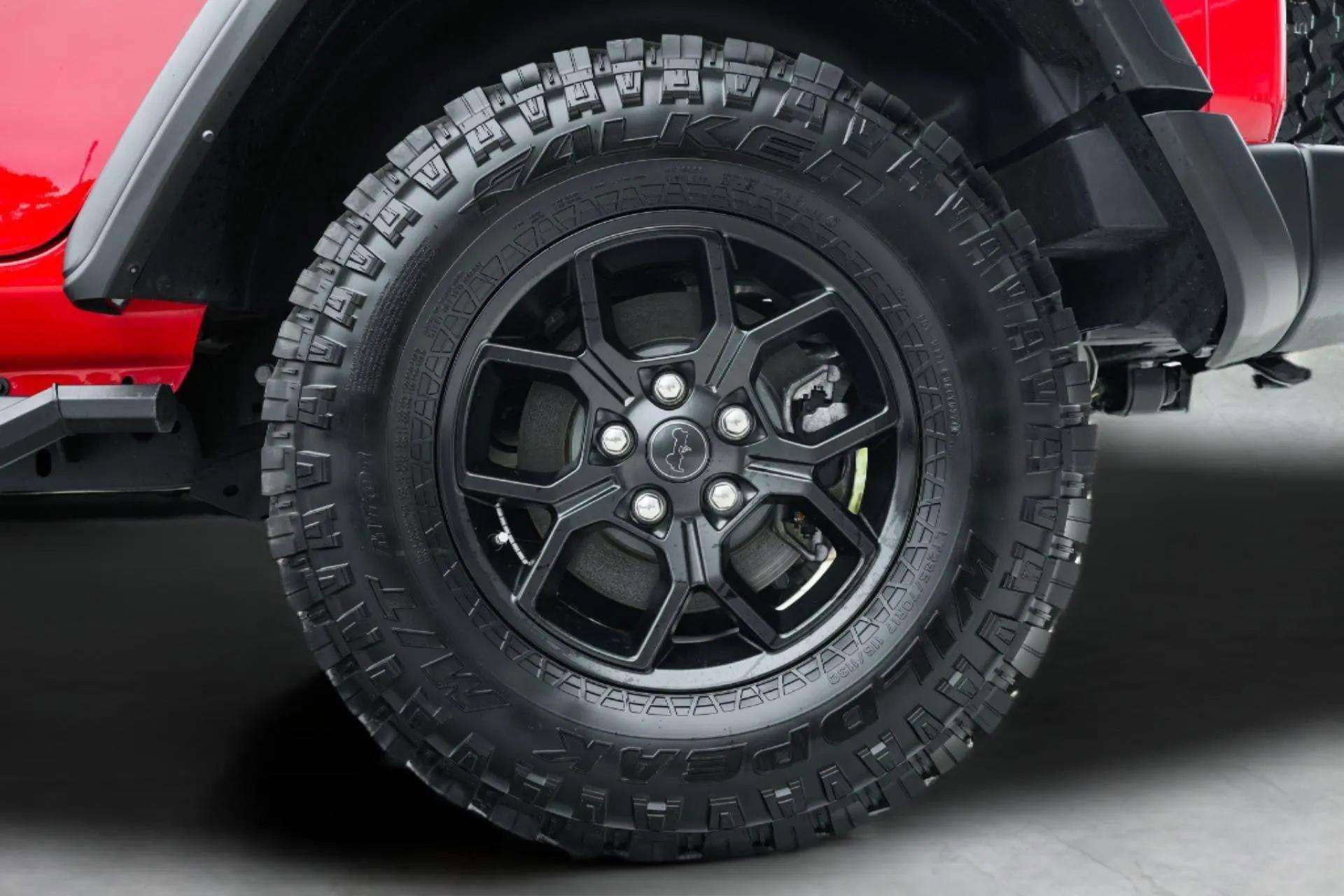 Used 2024 Jeep Wrangler Willys image 42