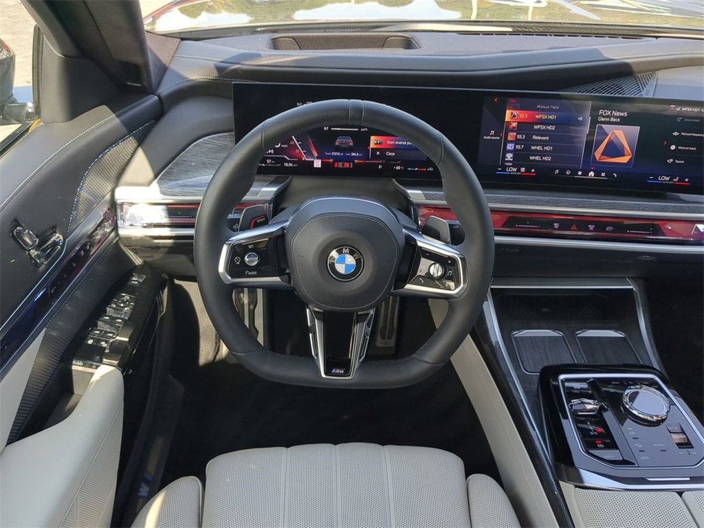 Certified 2023 BMW 760i xDrive w/ Executive Package image 17