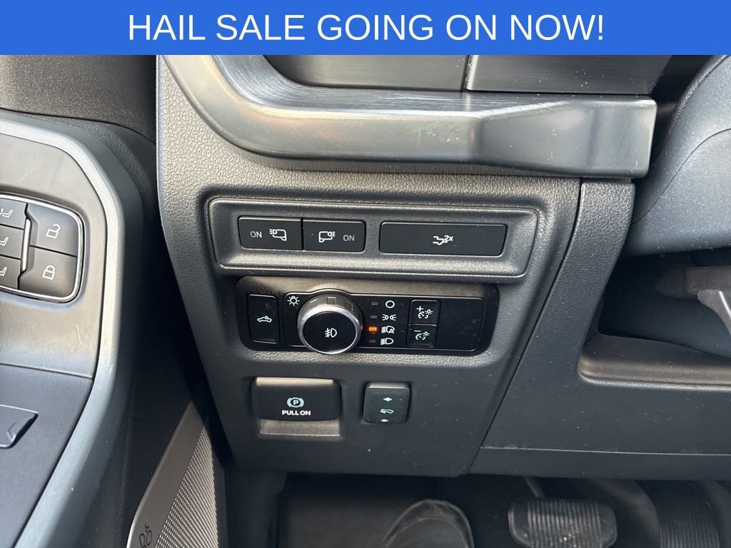 Used 2023 Ford F150 Lariat w/ Trailer Tow Package image 40