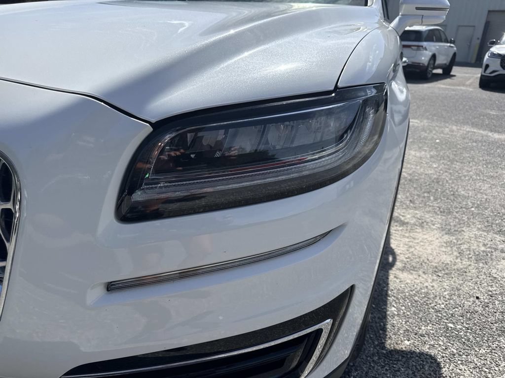Certified 2020 Lincoln Nautilus Reserve w/ Equipment Group 201A AWD/4WD image 9