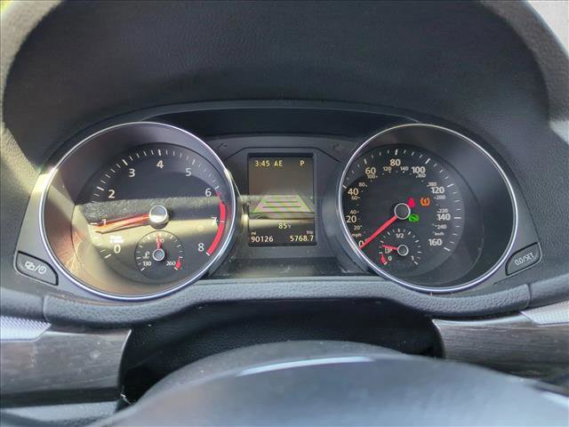 Used 2018 Volkswagen Passat 2.0T SEL Premium image 10