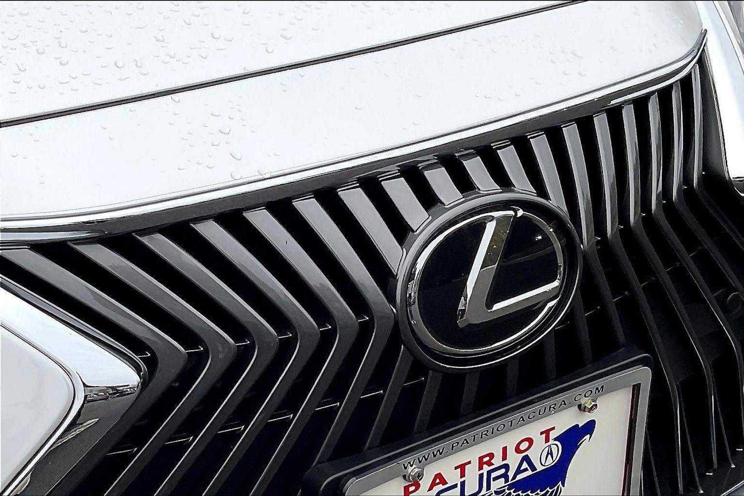 Used 2021 Lexus ES 250 w/ Luxury Package image 30