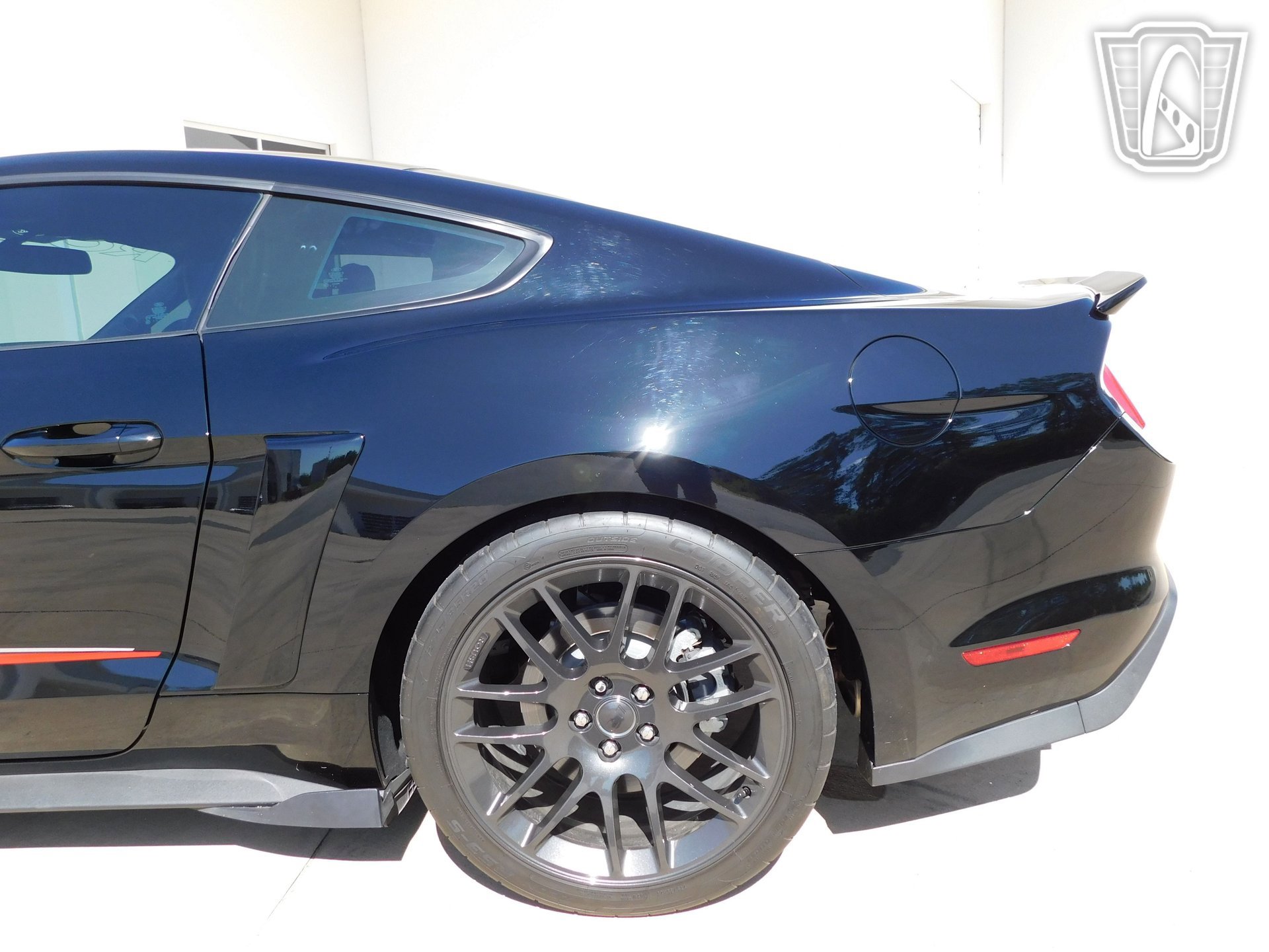 Used 2017 Ford Mustang GT Premium image 16