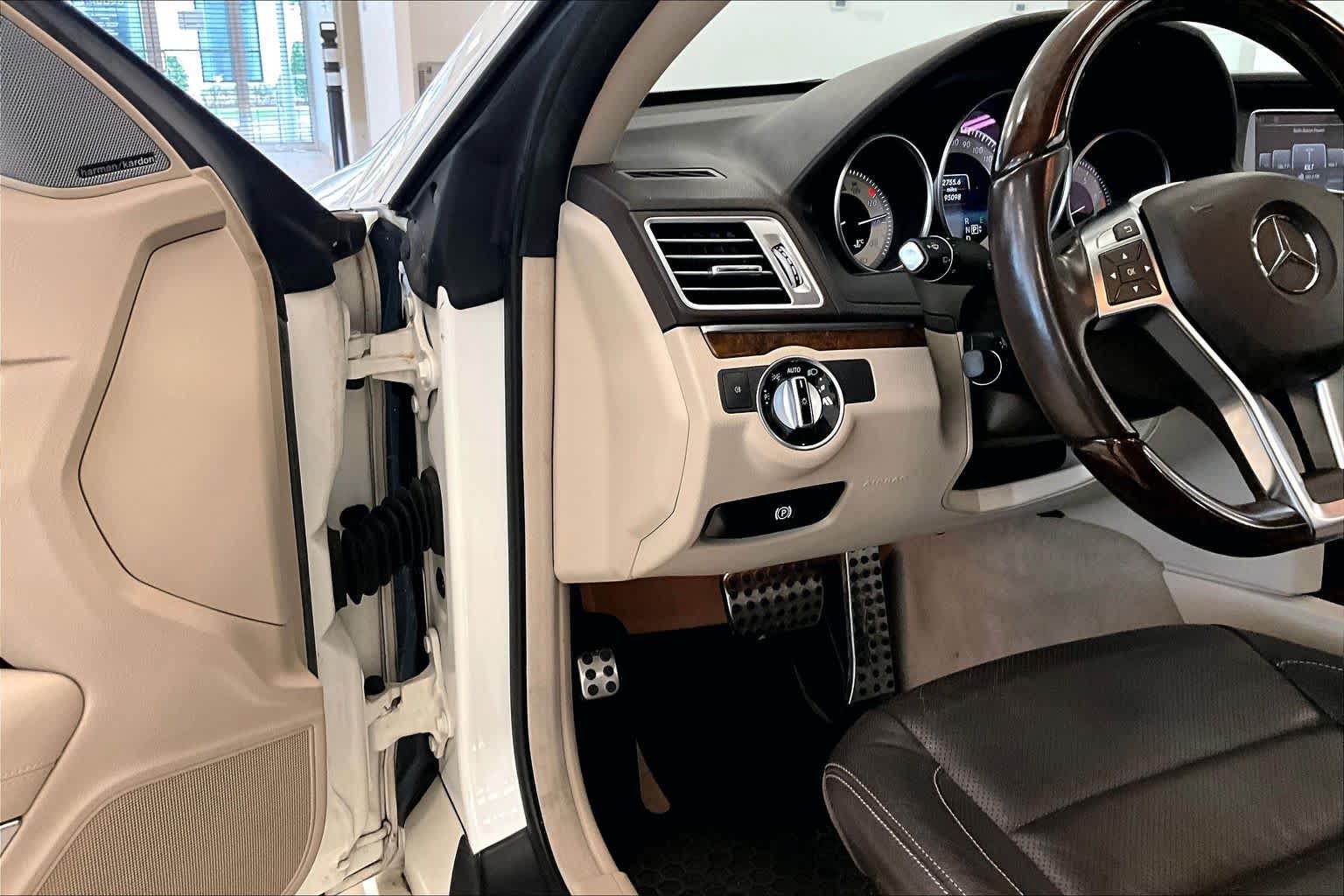 Used 2016 Mercedes-Benz E 400 Coupe image 29