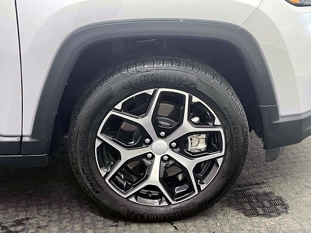 Used 2024 Jeep Compass Limited AWD/4WD image 11