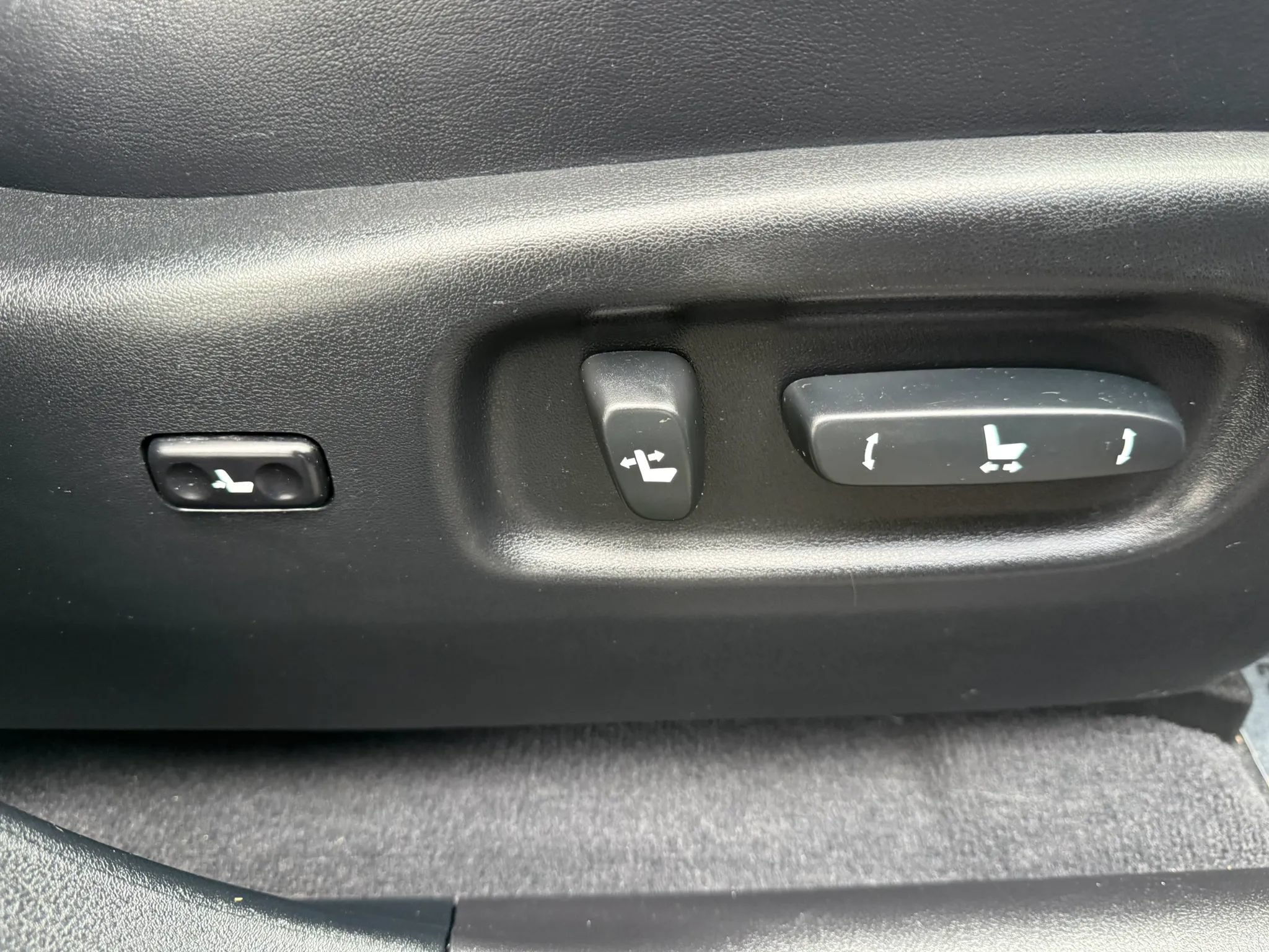 Used 2013 Lexus RX 350 AWD w/ Navigation Pkg image 24