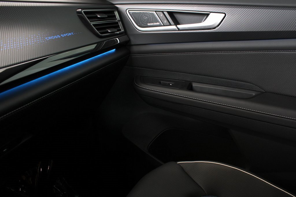 New 2025 Volkswagen Atlas Cross Sport SEL Premium R-Line image 61