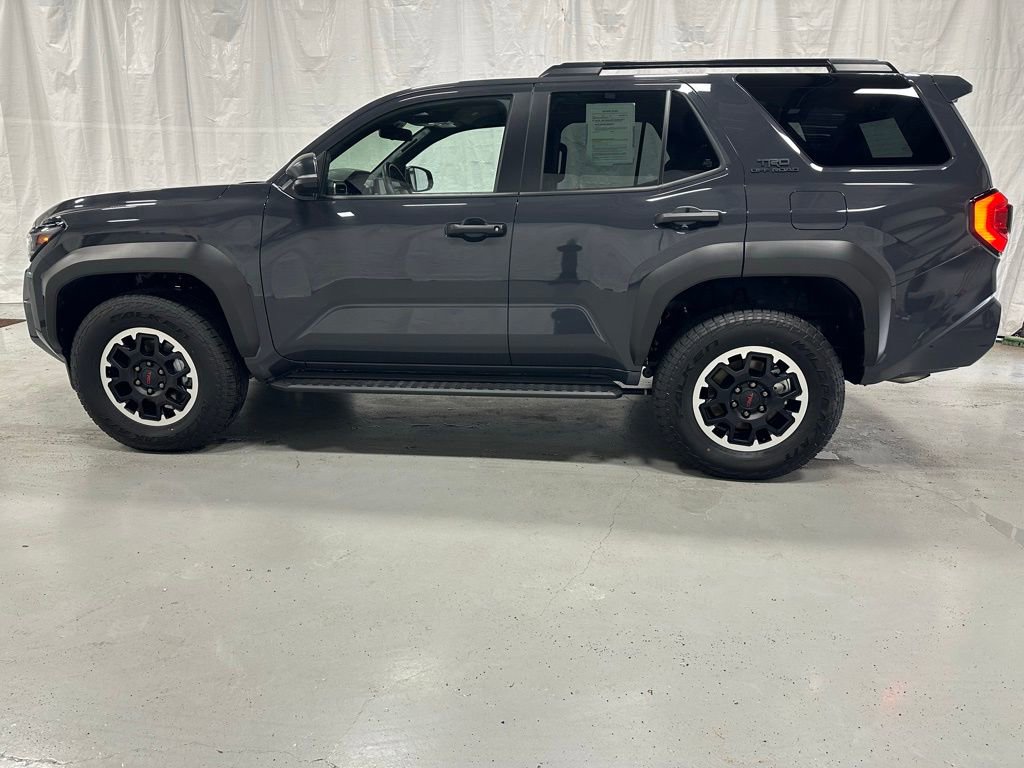 Used 2025 Toyota 4Runner TRD Off-Road image 4