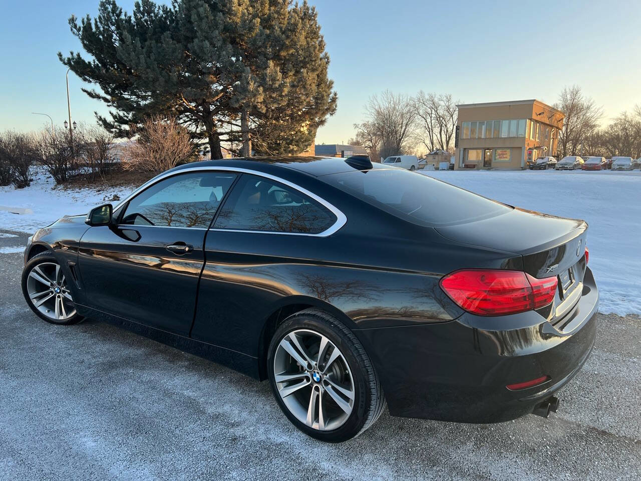Used 2016 BMW 428i xDrive Coupe w/ Premium Package image 4
