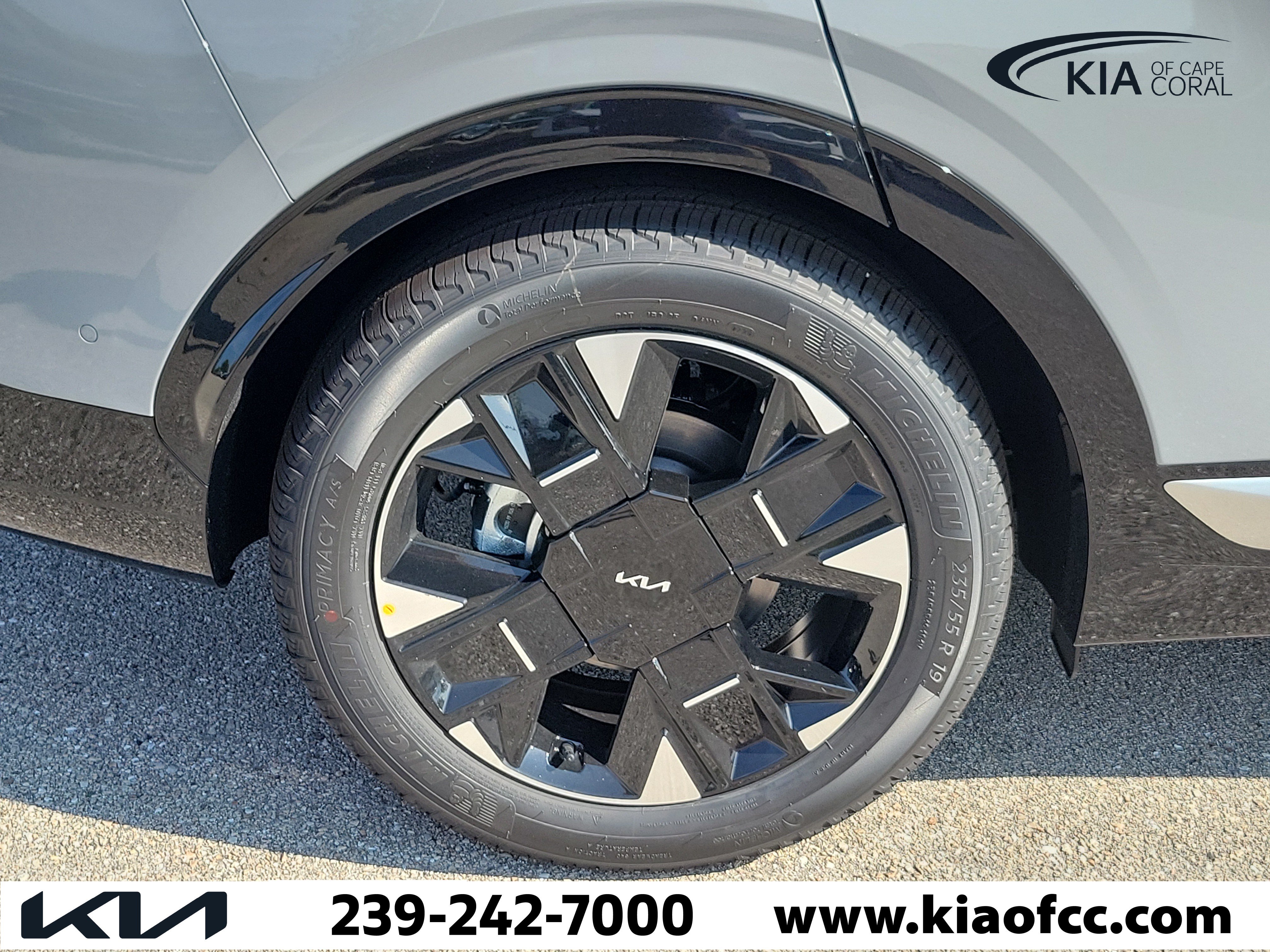 New 2026 Kia Sportage SX FWD image 9