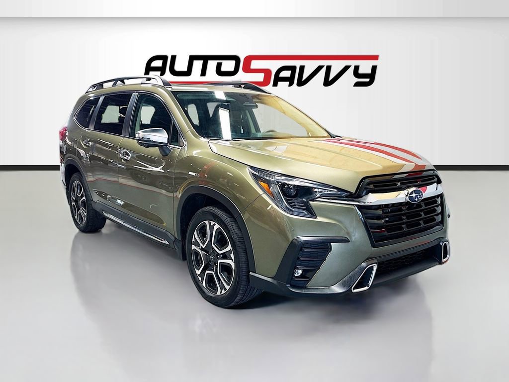 Used 2023 Subaru Ascent Touring AWD/4WD image 1