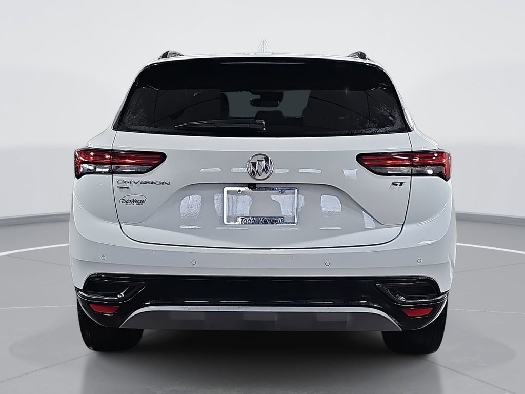 Certified 2023 Buick Envision Essence w/ Sport Touring Package image 5