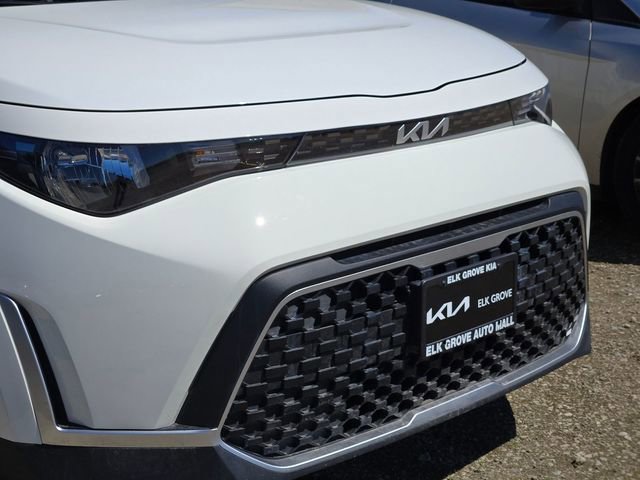 Certified 2025 Kia Soul S image 5