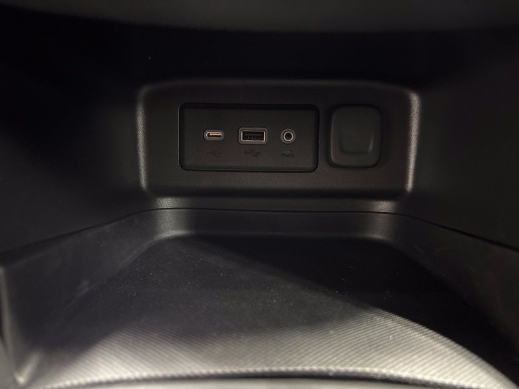 Used 2024 Chevrolet Equinox LT w/ LPO, Floor Liner Package AWD/4WD image 20