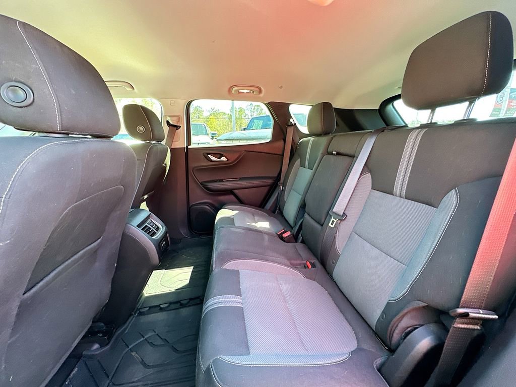 Used 2024 Chevrolet Blazer LT w/ Convenience Package image 4