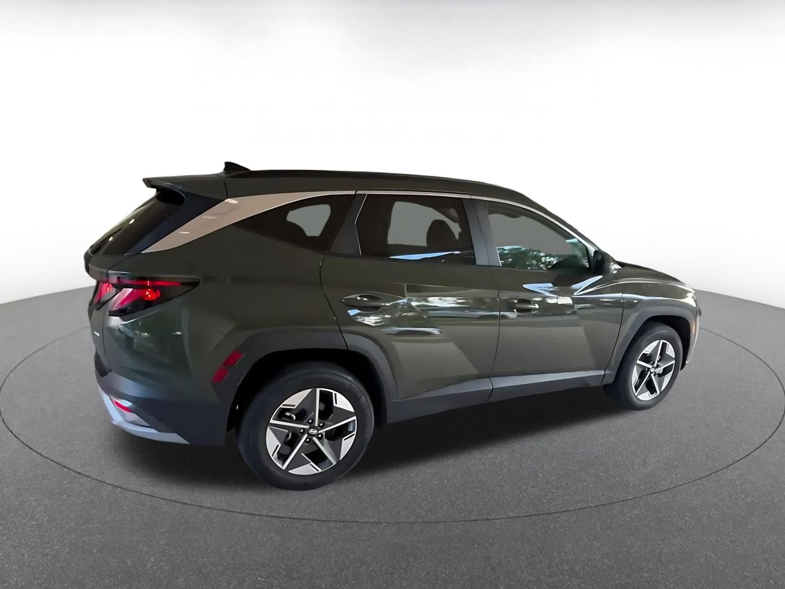 Used 2025 Hyundai Tucson SEL AWD/4WD image 15