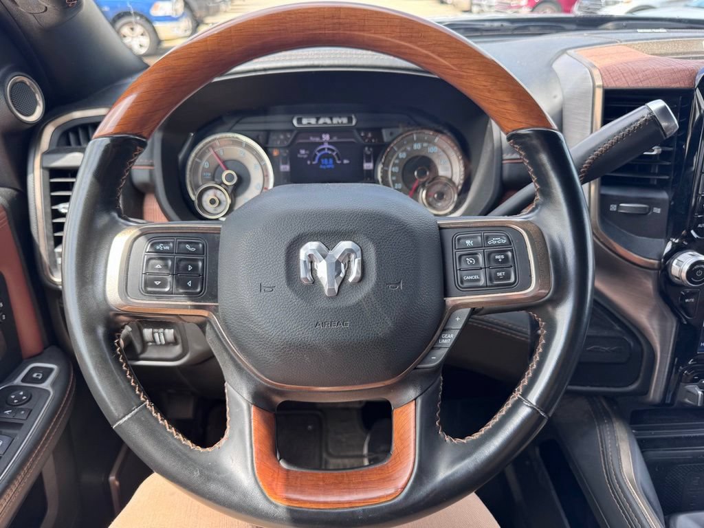 Used 2022 RAM 3500 Limited AWD/4WD image 15