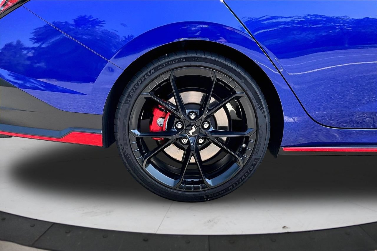 Used 2025 Hyundai Elantra N FWD image 35