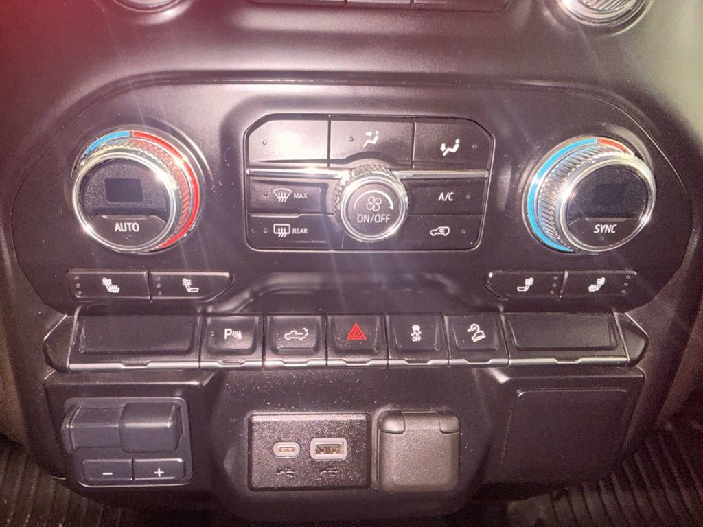 Used 2023 GMC Sierra 3500 SLE image 11