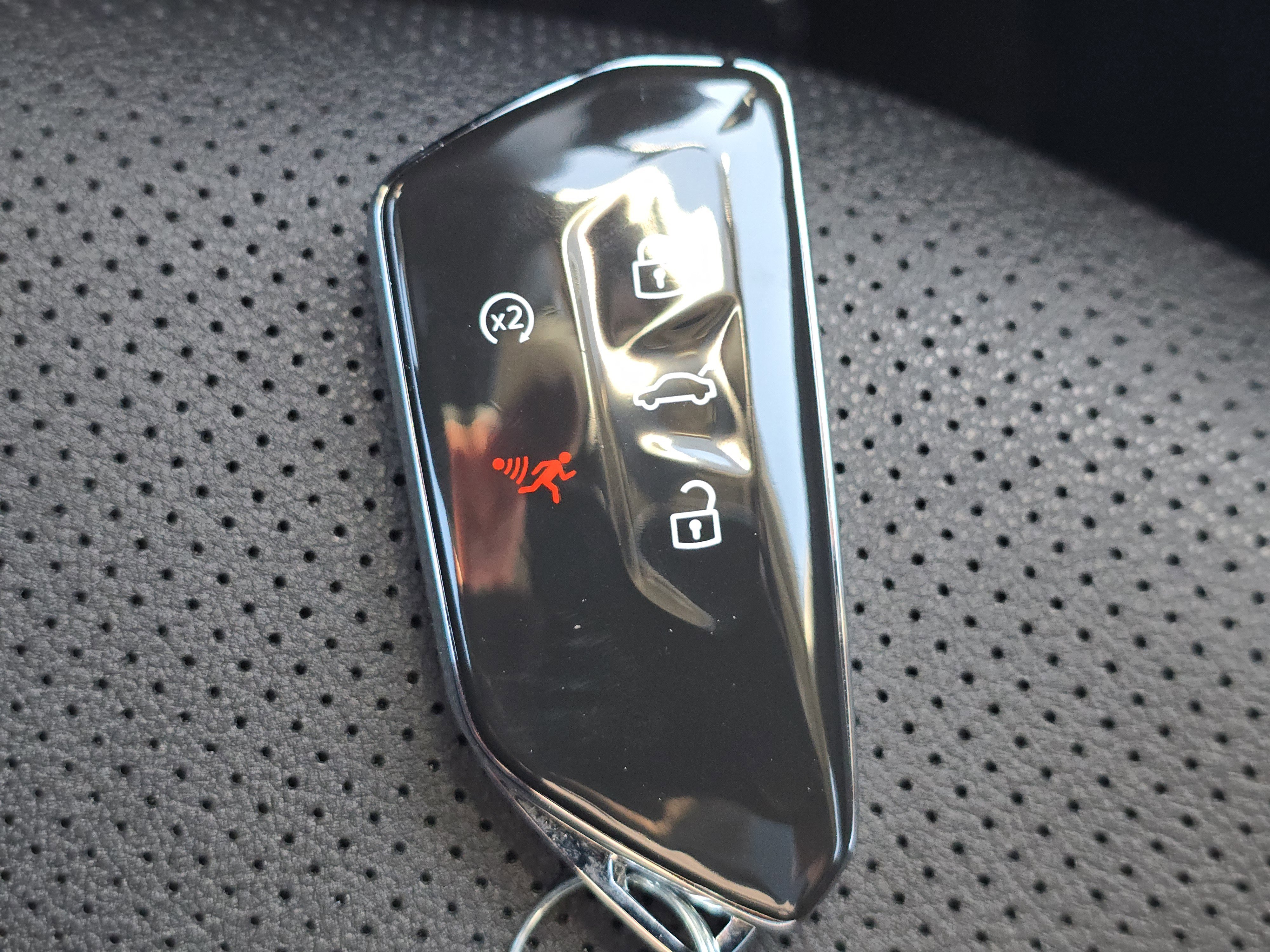 New 2026 Volkswagen Atlas Peak Edition image 28