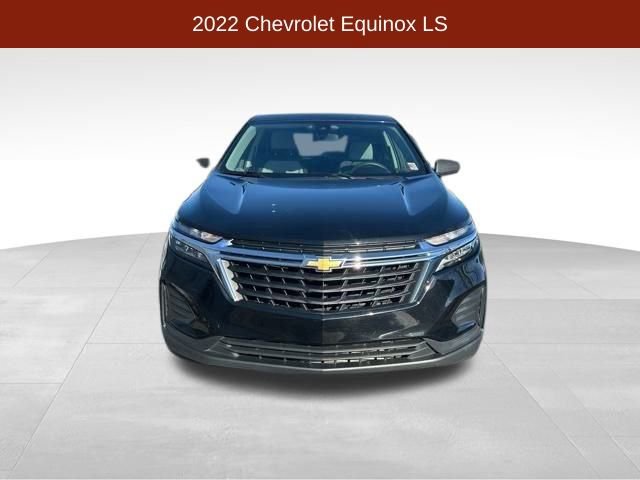 Used 2022 Chevrolet Equinox LS w/ LS Convenience Package image 2