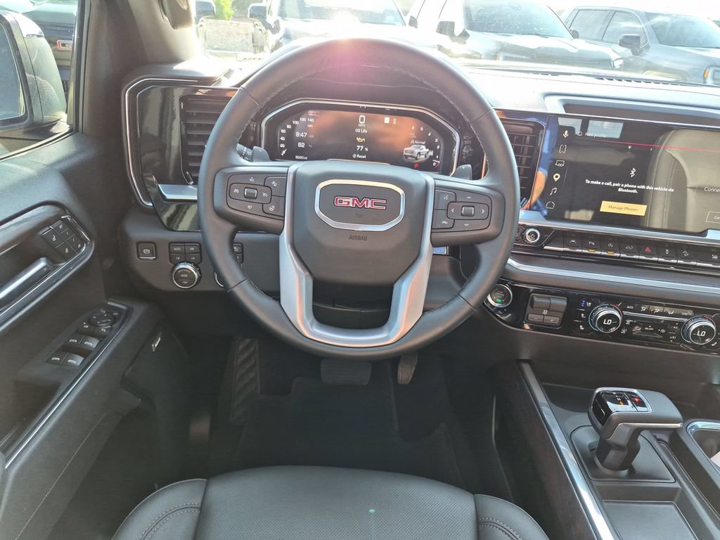 Used 2025 GMC Sierra 1500 SLT AWD/4WD image 34