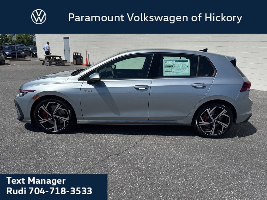 New 2026 Volkswagen GTI SE FWD image 5
