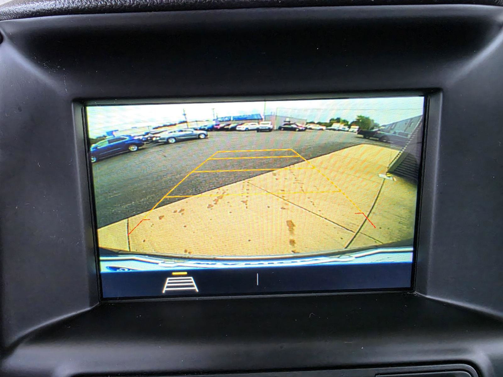 Used 2018 GMC Terrain SLE w/ Driver Convenience Package FWD image 12