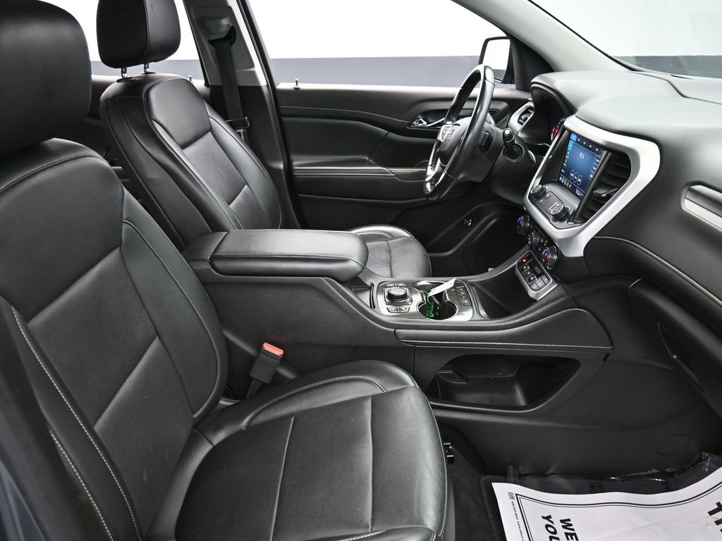 Used 2021 GMC Acadia SLT w/ Elevation Edition image 18