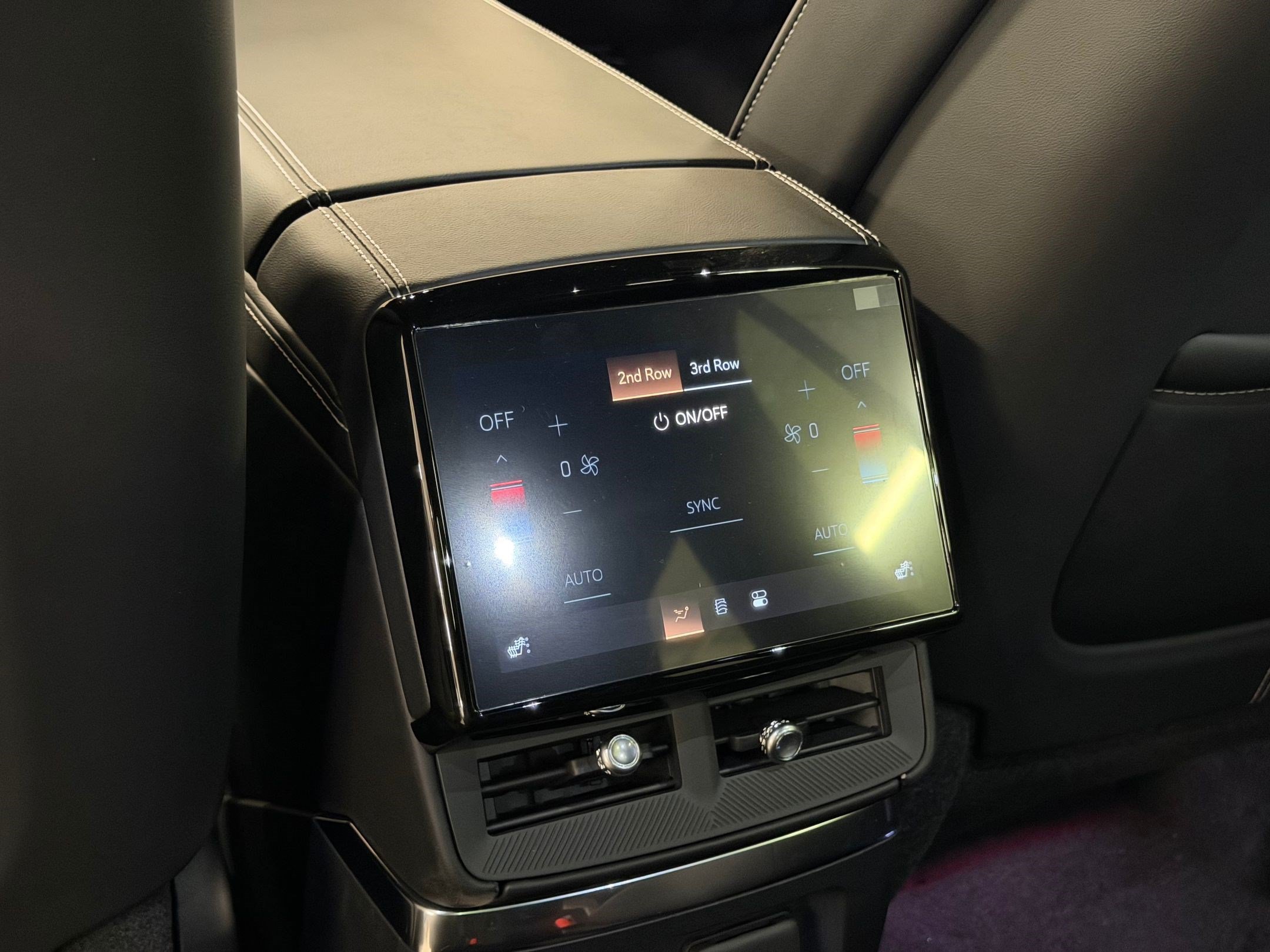 New 2027 Cadillac Vistiq Luxury AWD/4WD image 45