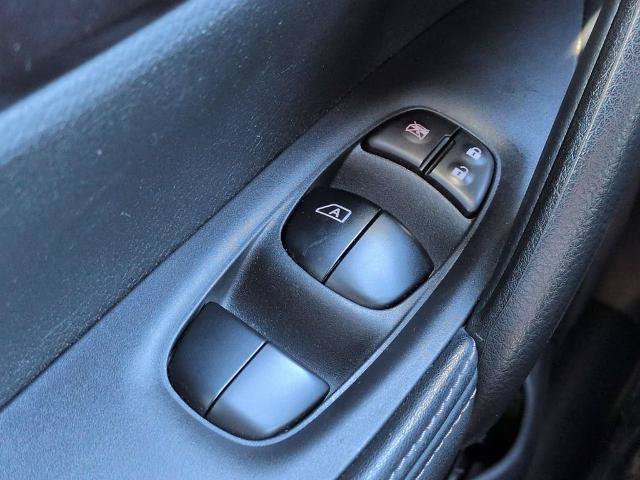 Certified 2020 Nissan Rogue Sport S FWD image 22
