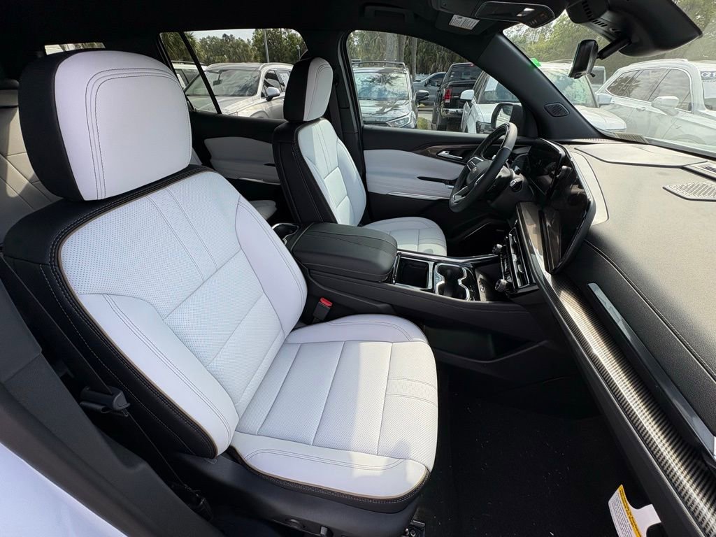 New 2026 Chevrolet Traverse High Country AWD/4WD image 24