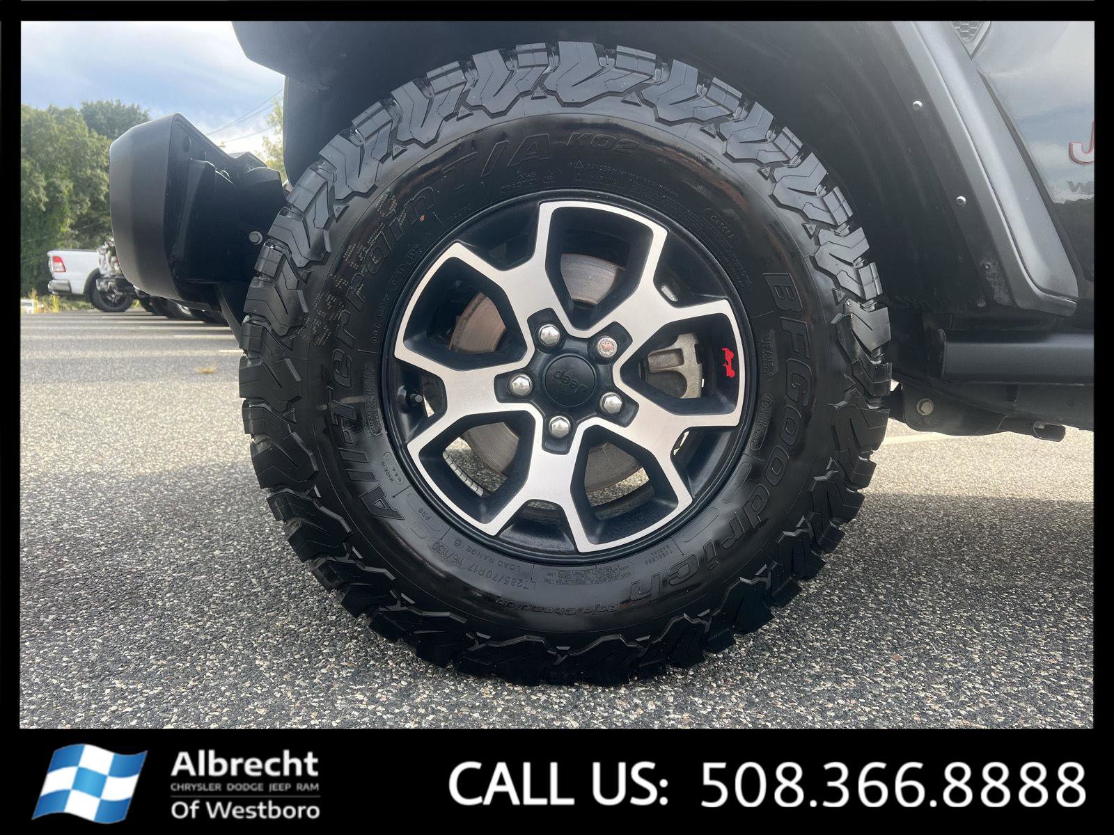 Used 2022 Jeep Wrangler Unlimited Rubicon w/ Cold Weather Group image 31