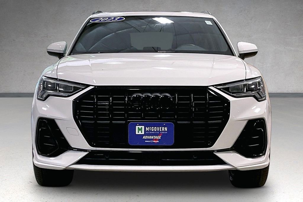 Used 2023 Audi Q3 2.0T Premium AWD/4WD image 2