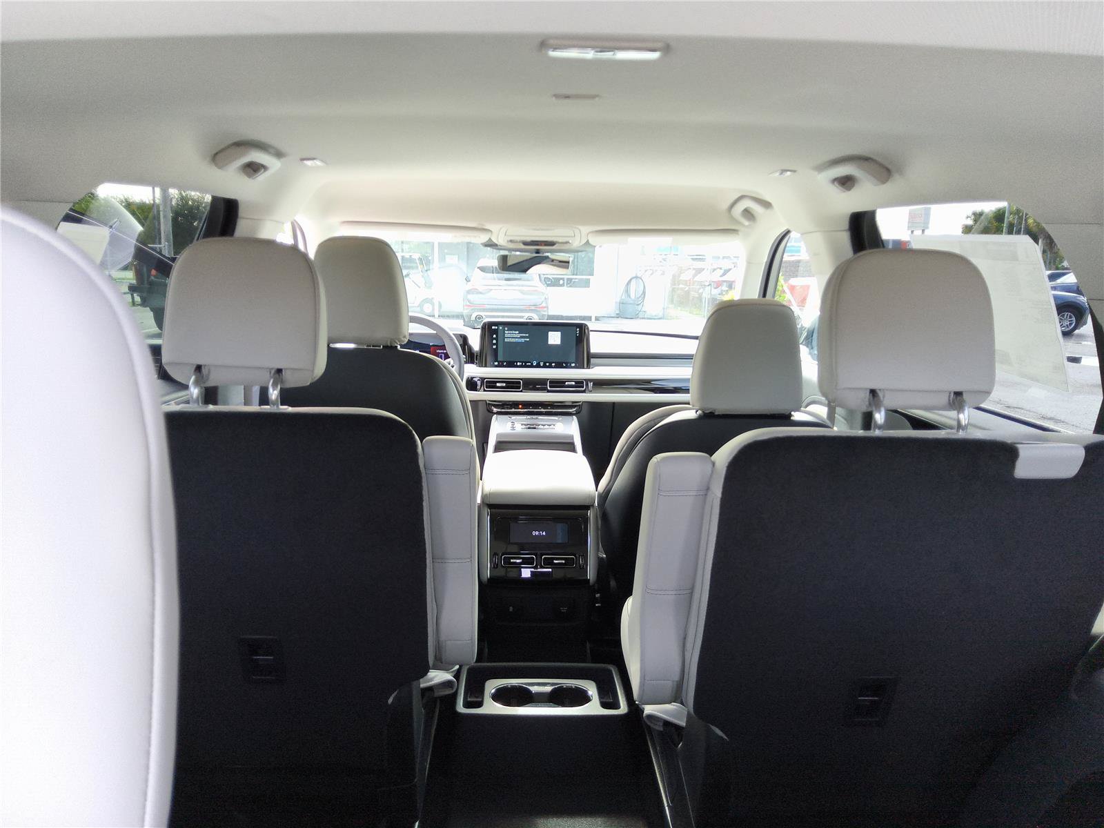New 2026 Lincoln Aviator 2WD image 20