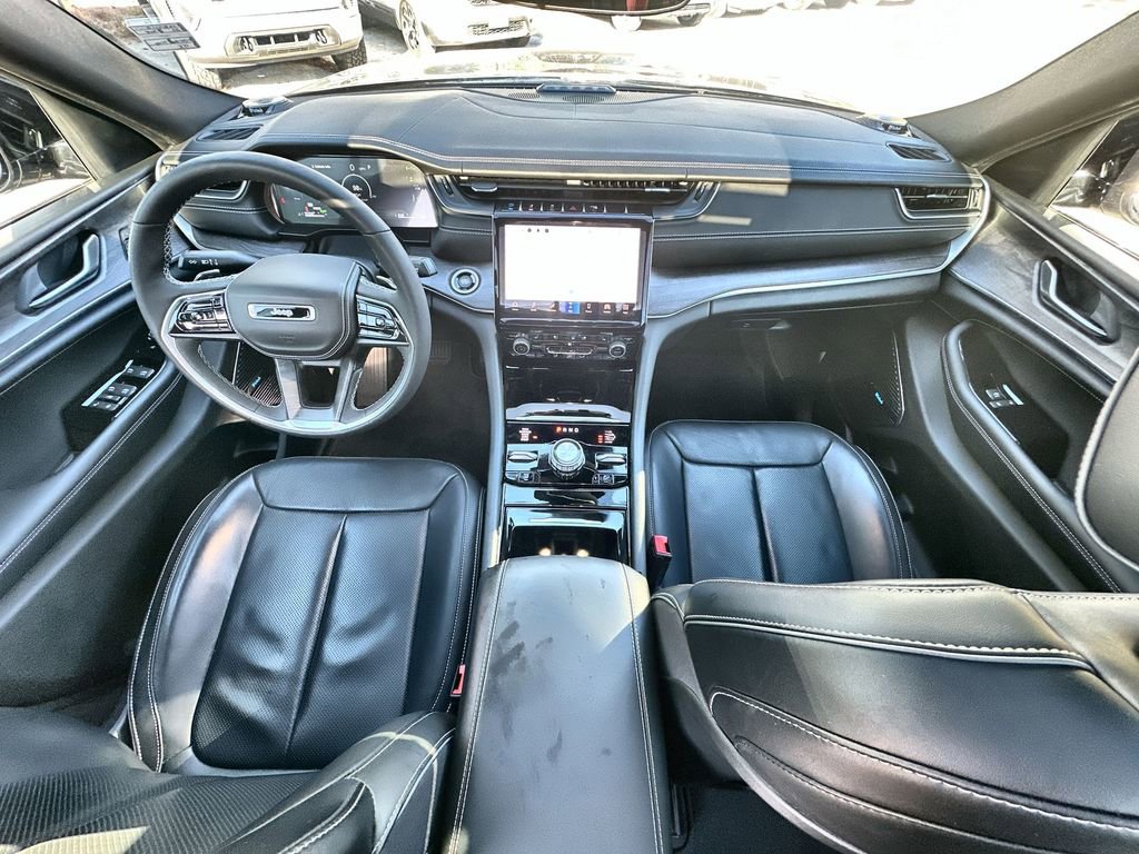 Used 2022 Jeep Grand Cherokee Overland image 21