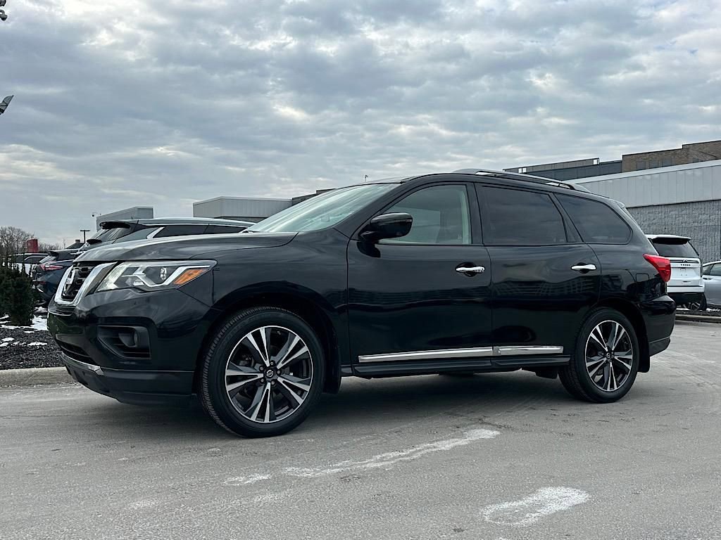 Used 2018 Nissan Pathfinder Platinum image 5