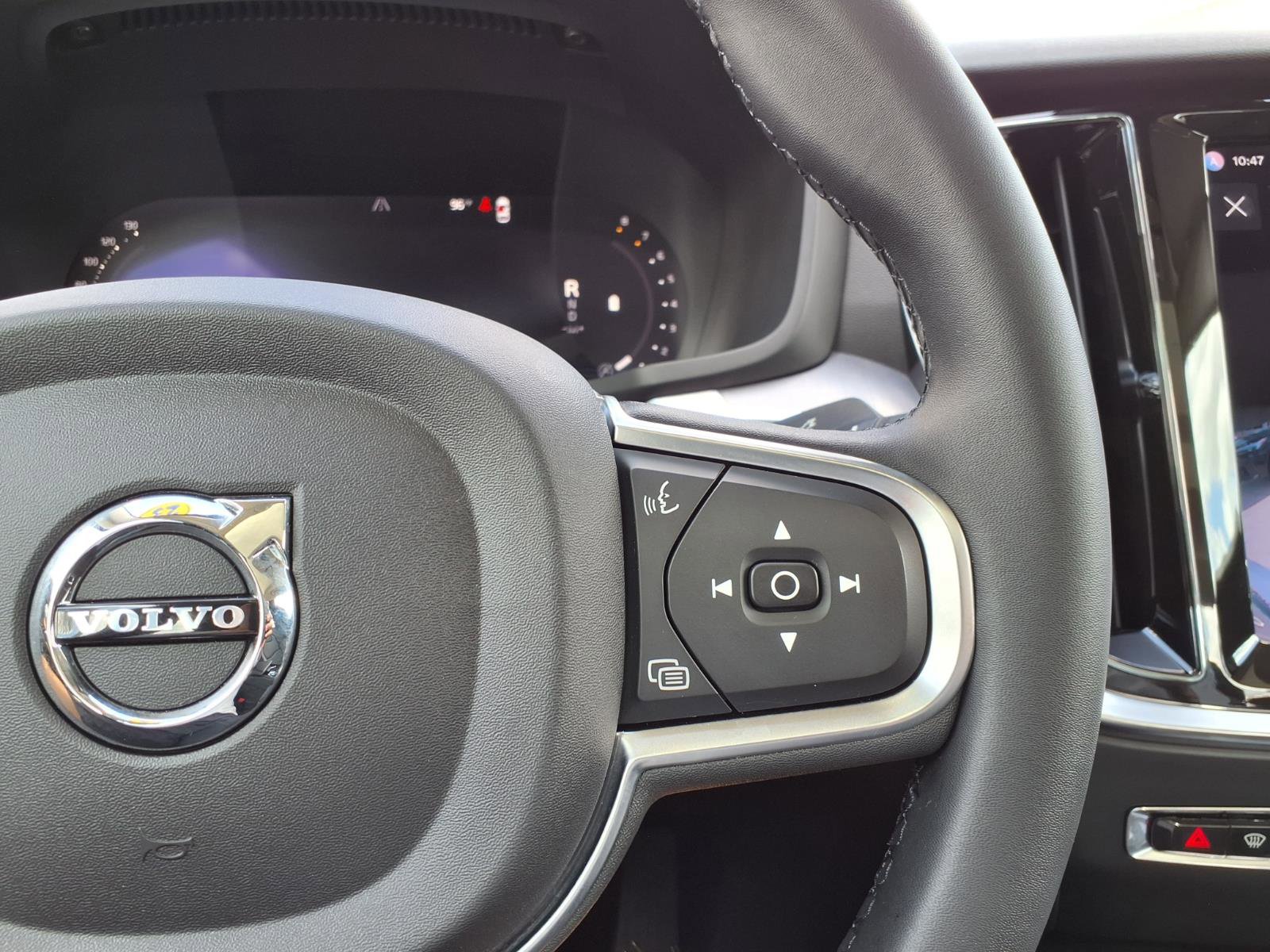 Certified 2023 Volvo S60 B5 Core FWD image 28