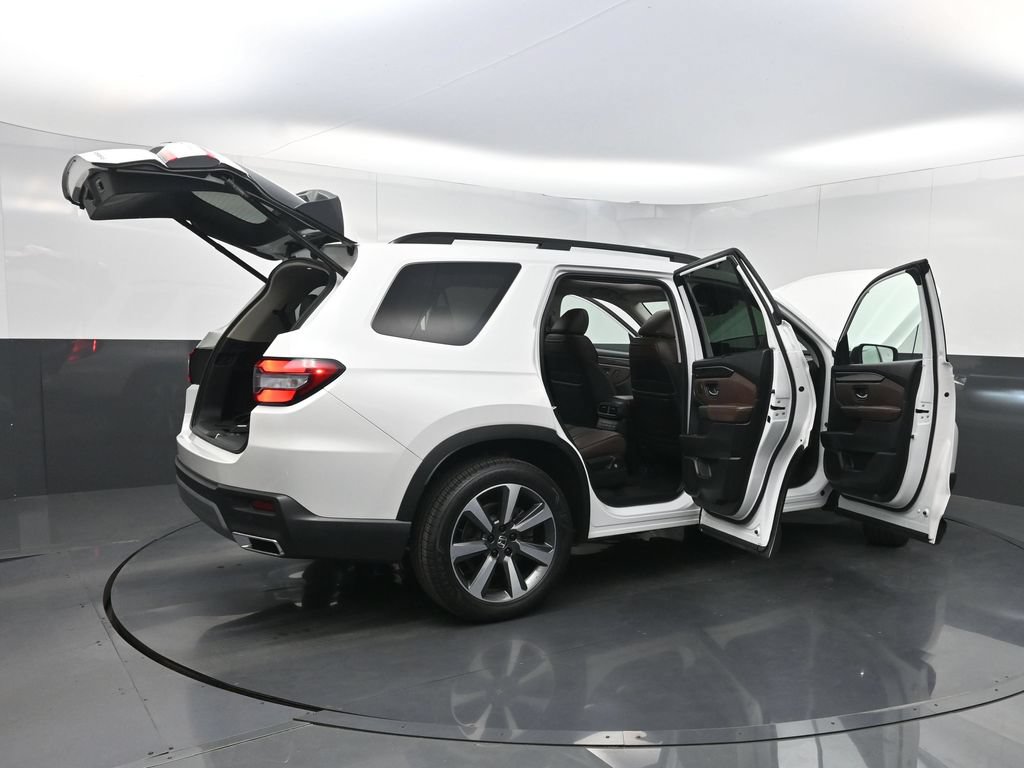 Used 2024 Honda Pilot Elite image 42