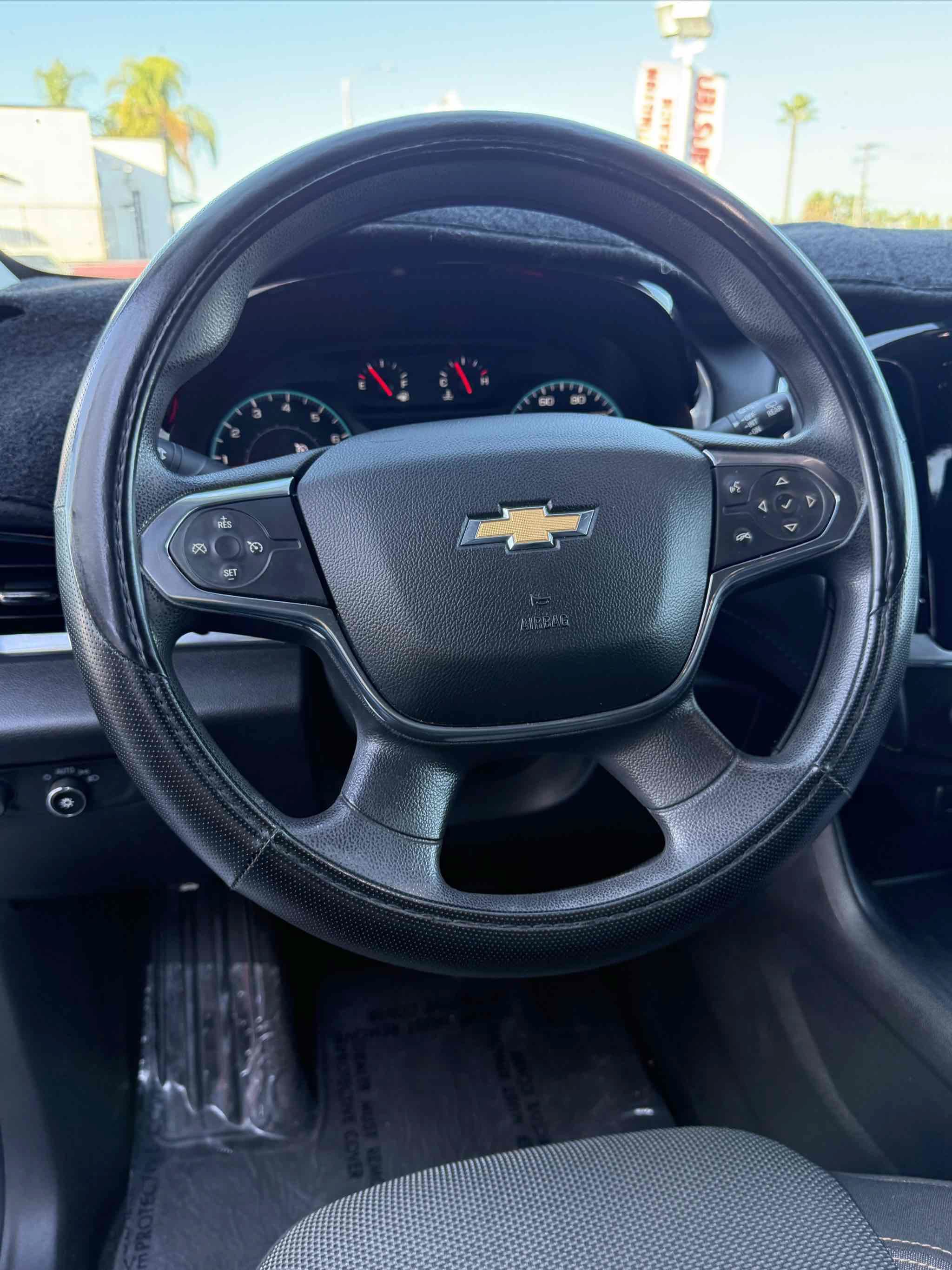 Used 2018 Chevrolet Traverse LS FWD image 25