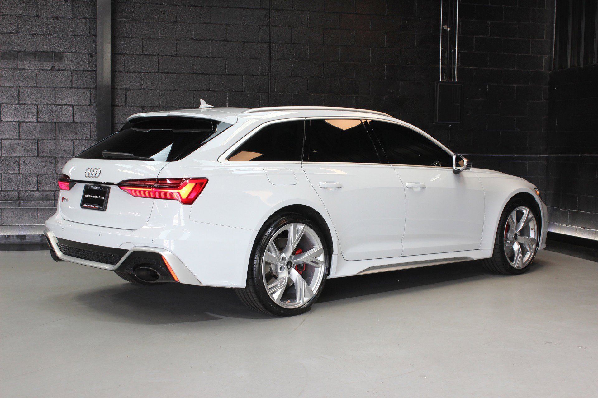 Used 2023 Audi RS 6 image 24