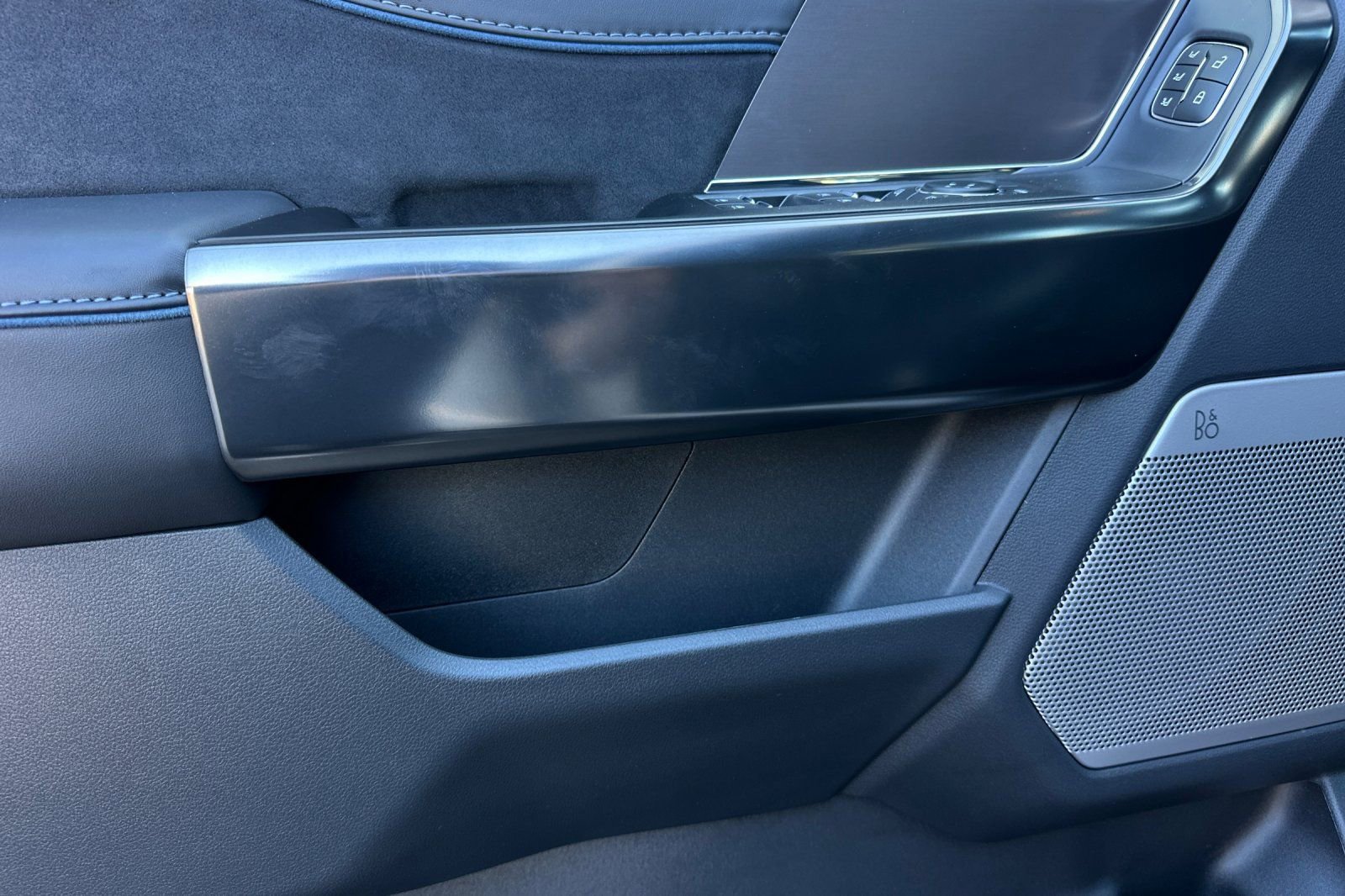 New 2025 Ford F150 Platinum w/ FX4 Off-Road Package image 10