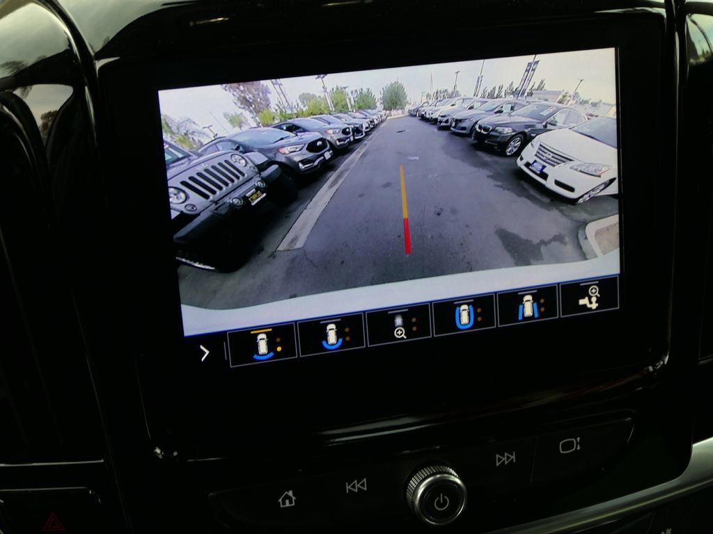 Used 2021 Chevrolet Traverse Premier w/ Redline Edition image 21