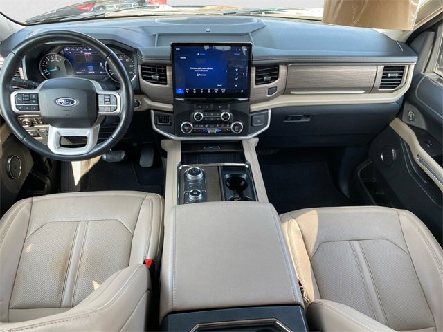 Used 2024 Ford Expedition Max Limited image 12