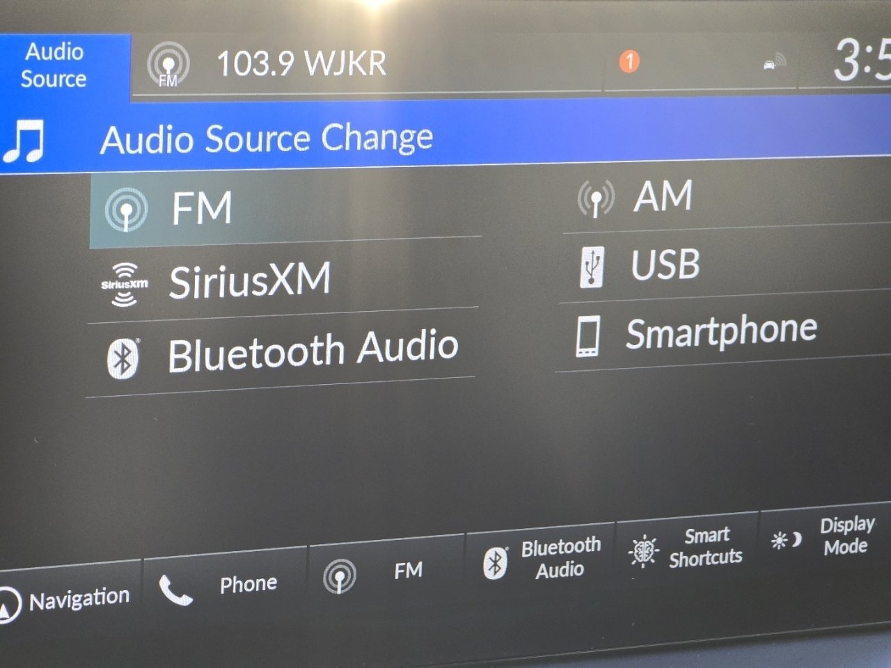 New 2025 Honda Pilot Touring image 7