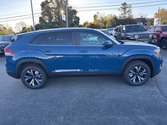 New 2026 Volkswagen Atlas Cross Sport SE image 1